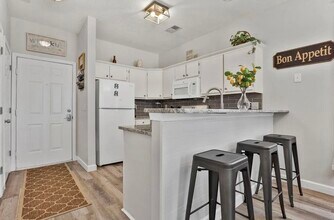 504 River Oaks Dr in Myrtle Beach, SC - Building Photo - Building Photo