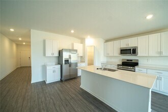 4757 SW 83rd Lp in Ocala, FL - Building Photo - Building Photo