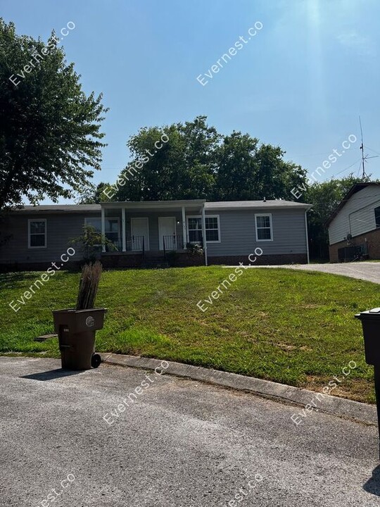 483 Ellenwood Dr Photo