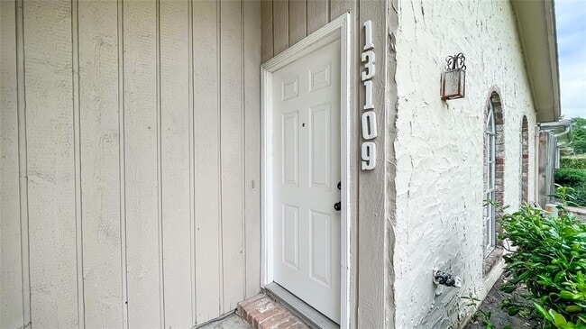 13109 High Star Dr photo'