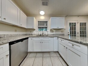 3433 Sundial Dr in Hernando, MS - Building Photo - Building Photo