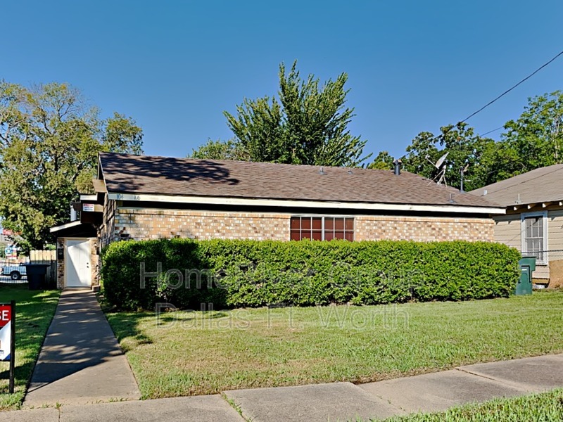 106 N McKown Ave in Sherman, TX - Building Photo