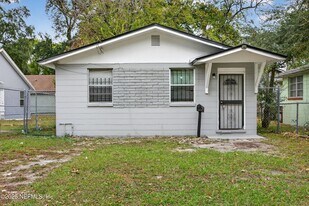 3811 Chase Ave in Jacksonville, FL - Building Photo