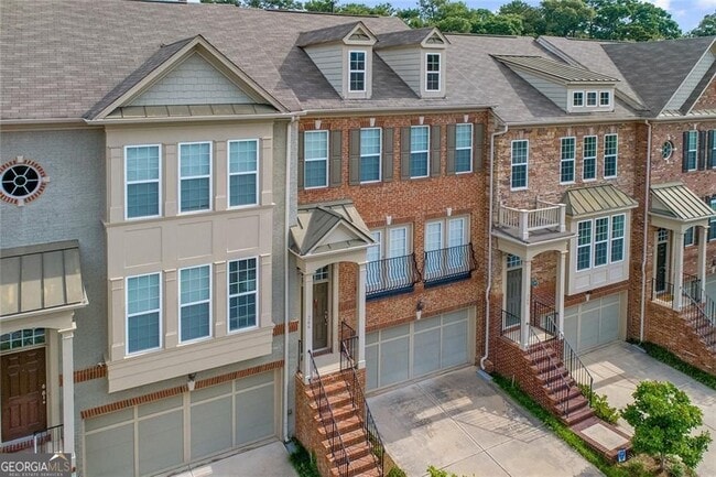 property at 366 Ardmore Ct NW