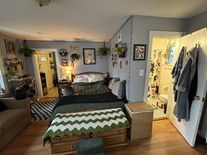 400 Franklin St, Unit 3 in Cambridge, MA - Building Photo - Building Photo