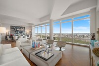 25 Columbus Cir in New York, NY - Building Photo - Building Photo