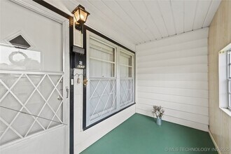 6836 E King St in Tulsa, OK - Building Photo - Building Photo