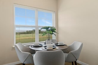 High Bluff at Creekwood Crossing in Menomonee Falls, WI - Building Photo - Building Photo