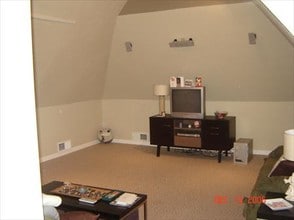 415 W Pittsburgh St, Unit 1 in Greensburg, PA - Foto de edificio - Building Photo