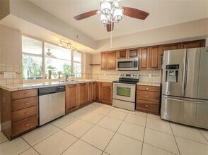 560 SW 62nd Ave in Plantation, FL - Building Photo - Building Photo