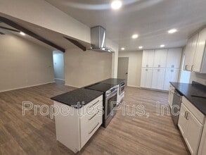 11612 S 100th E Ave in Bixby, OK - Building Photo - Building Photo