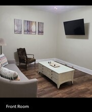 2489 Paris St, Unit First floor in Cincinnati, OH - Building Photo - Building Photo