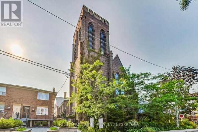 40 Westmoreland Ave in Toronto, ON - Building Photo - Building Photo