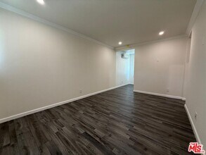 1669 N Hollywood Way in Burbank, CA - Building Photo - Building Photo