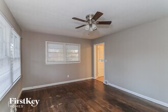 40 Dickson Rd in Marietta, GA - Building Photo - Building Photo