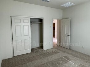 24514 W Ripple Rd in Buckeye, AZ - Building Photo - Building Photo