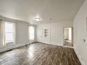 18 Maple St in Dover, NH - Building Photo - Building Photo