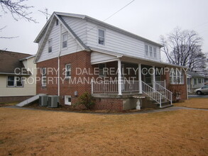 412 Pleasant St in Hanover, PA - Building Photo - Building Photo