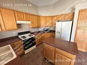 1136 E Stottler Dr in Gilbert, AZ - Building Photo - Building Photo