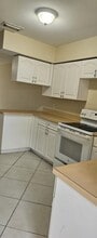 1202 Summer St in Lake Worth Beach, FL - Building Photo - Building Photo