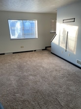 153 Palomino Dr in Weirton, WV - Building Photo - Building Photo