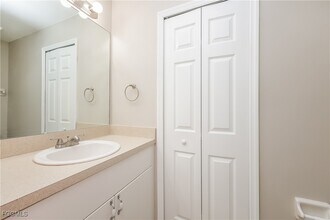 458 Westdale Ave in Lehigh Acres, FL - Building Photo - Building Photo