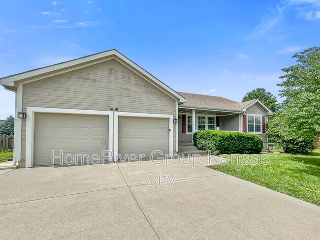 3806 Lexington Ct