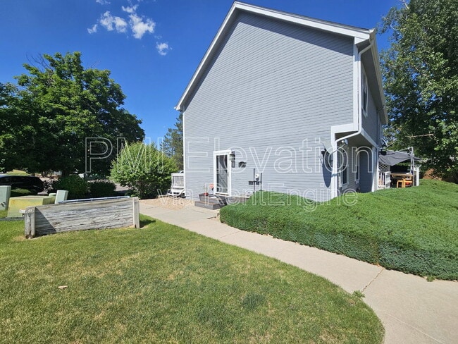 property at 4132 S Richfield Way