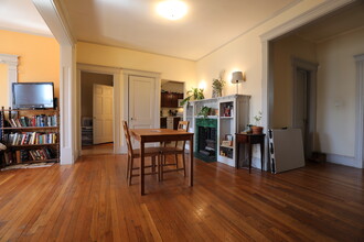43 Orkney Rd, Unit 3 in Boston, MA - Foto de edificio - Building Photo