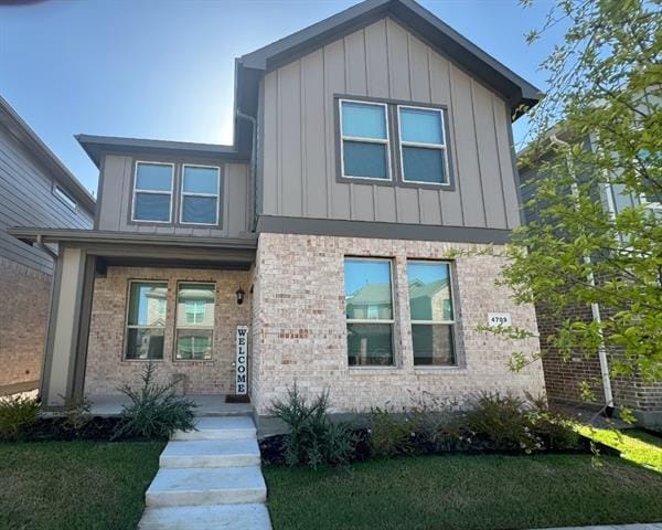 4709 Fellowship St in Haltom City, TX - Building Photo