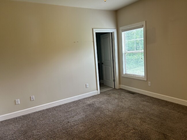 632 Cooper Square in Cookeville, TN - Building Photo - Building Photo