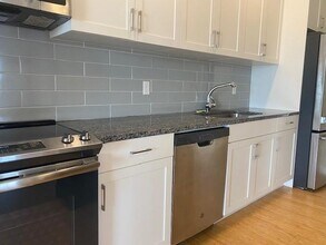95 Cranston St in Providence, RI - Building Photo - Building Photo