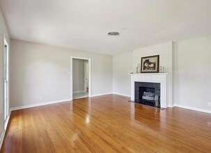 1175 N 23rd St in Beaumont, TX - Building Photo - Building Photo