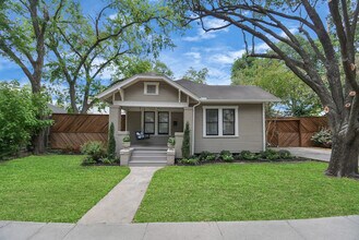 1305 Beverly St in Houston, TX - Building Photo - Building Photo