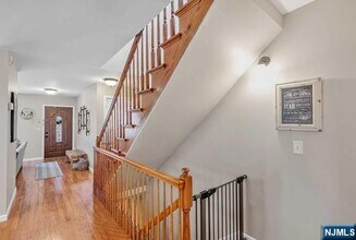 1081 Inwood Terrace in Fort Lee, NJ - Building Photo - Building Photo
