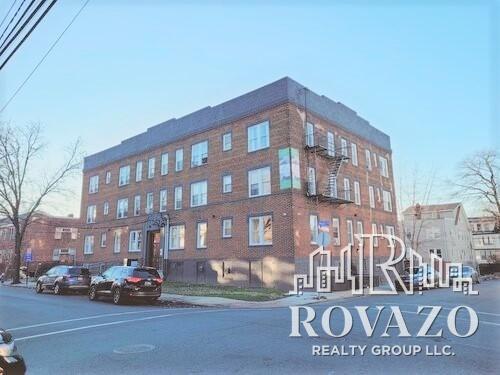 175 Munn Ave in Irvington, NJ - Foto de edificio