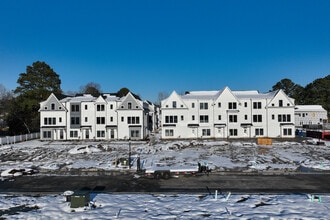 Legacy 168 in Chesapeake, VA - Building Photo - Building Photo