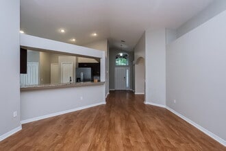 13035 Bridleford Dr in Gibsonton, FL - Building Photo - Building Photo