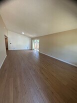 4808-4810 Cowell Blvd in Davis, CA - Building Photo