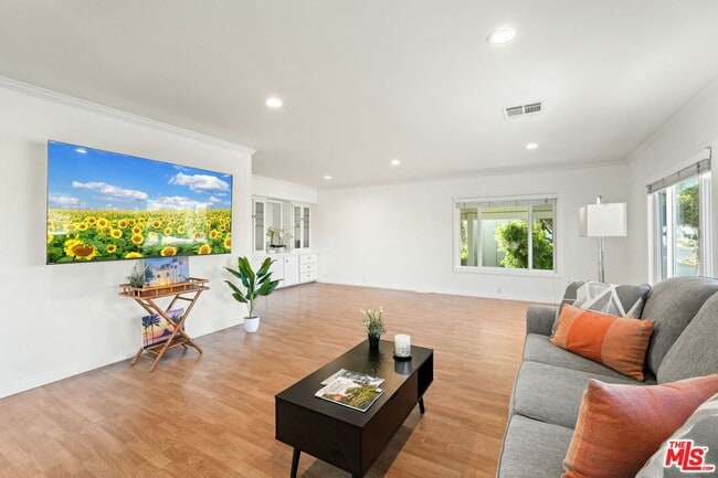 29500 Heathercliff Rd