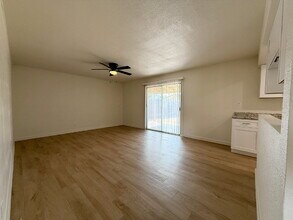 3147 W Pershing Ave in Phoenix, AZ - Building Photo - Building Photo