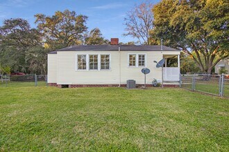 161 Pinecrest St in Richmond Hill, GA - Building Photo - Building Photo