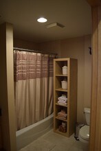 210 S Water St, Unit 416 in Milwaukee, WI - Foto de edificio - Building Photo