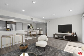 5030 Rosewood Ave in Los Angeles, CA - Foto de edificio - Building Photo