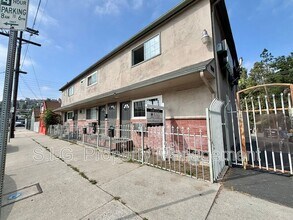 3819 Verdugo Rd in Los Angeles, CA - Building Photo - Building Photo