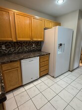 812 Angel Star Ln in Las Vegas, NV - Building Photo - Building Photo