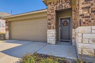 2520 Indian Clover Trl in Leander, TX - Building Photo - Building Photo