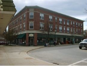 12 Pleasant St in Laconia, NH - Building Photo