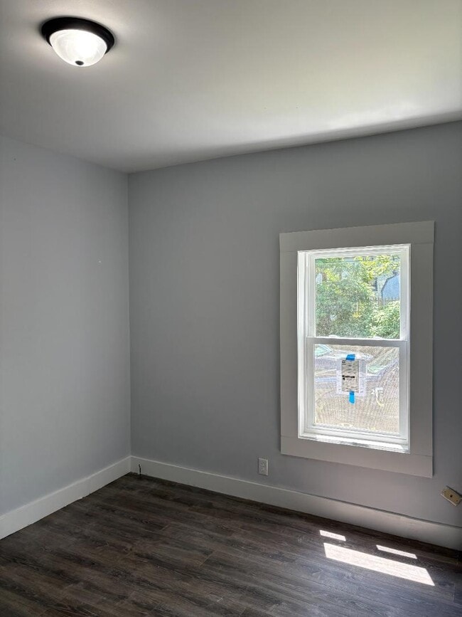 51 Place Terrace in Greenfield, MA - Building Photo - Building Photo