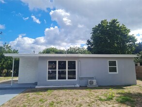 4390 NE 15th Terrace in Pompano Beach, FL - Building Photo - Building Photo